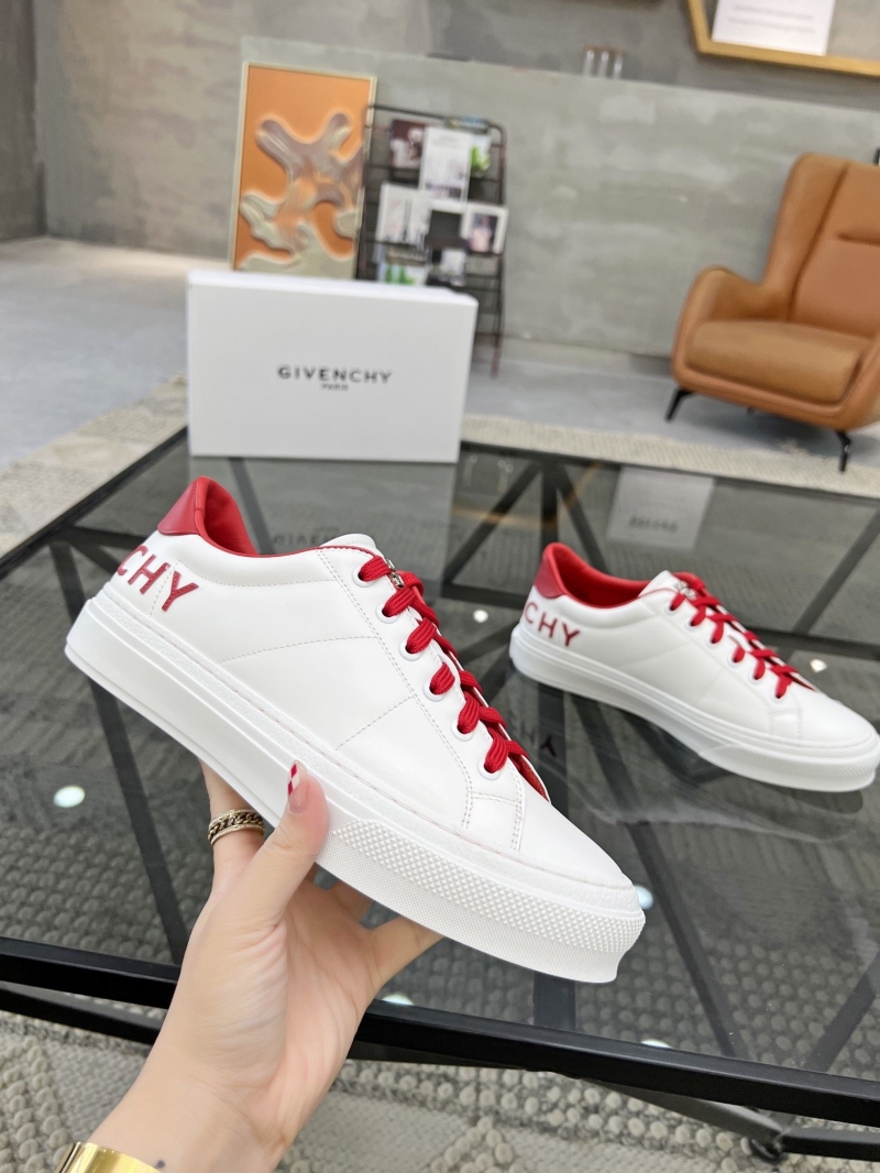 Givenchy Sneakers